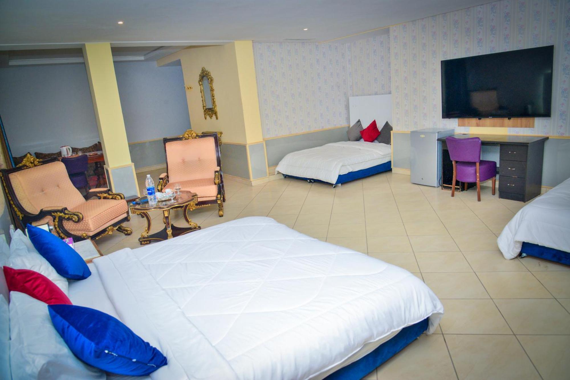 Free Zone Hotel Gzennaïa Екстериор снимка