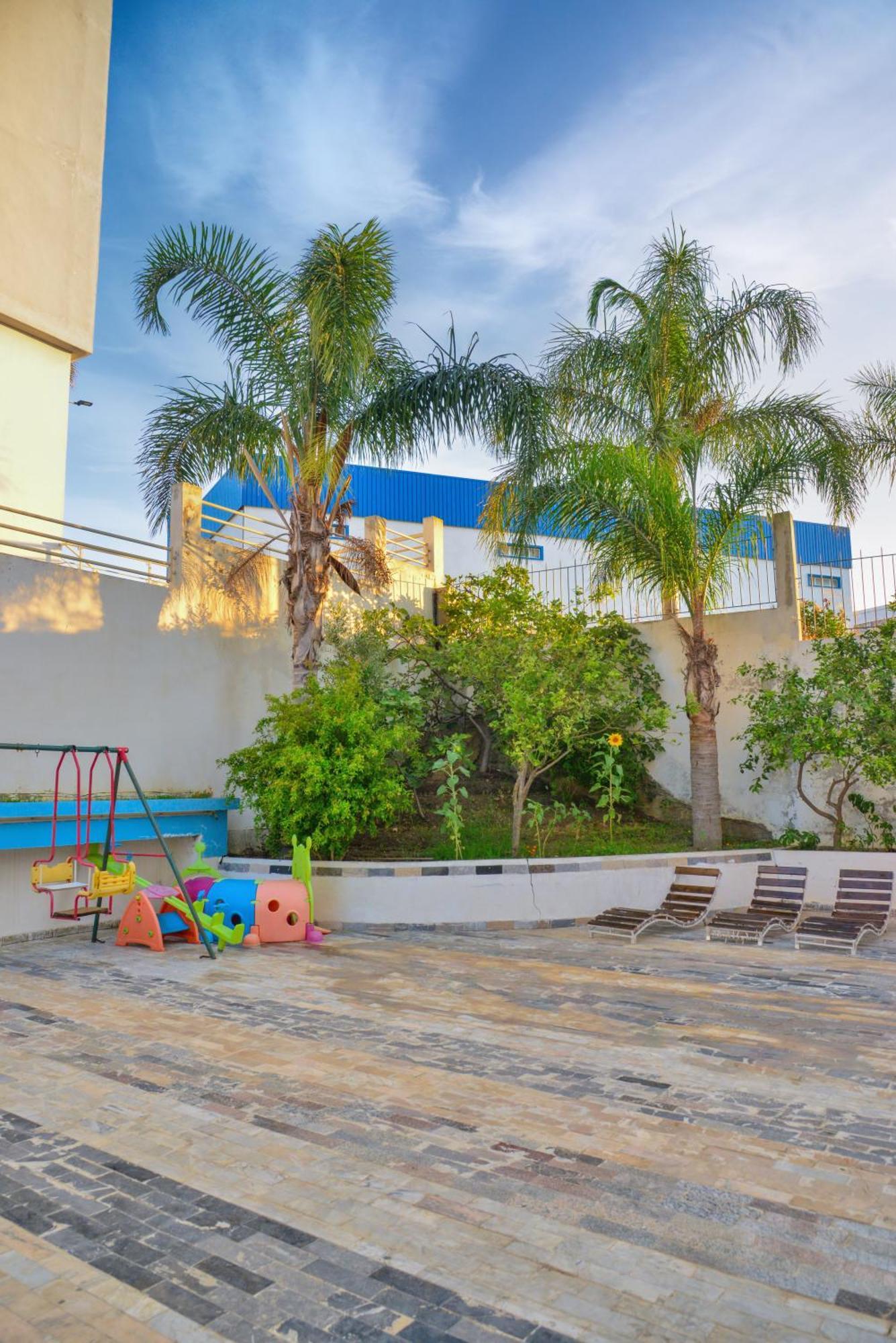 Free Zone Hotel Gzennaïa Екстериор снимка