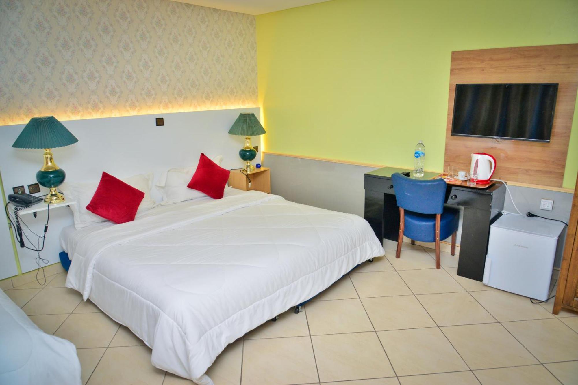 Free Zone Hotel Gzennaïa Екстериор снимка