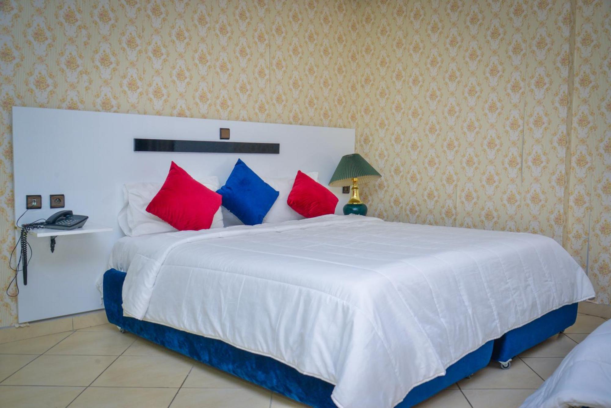 Free Zone Hotel Gzennaïa Екстериор снимка