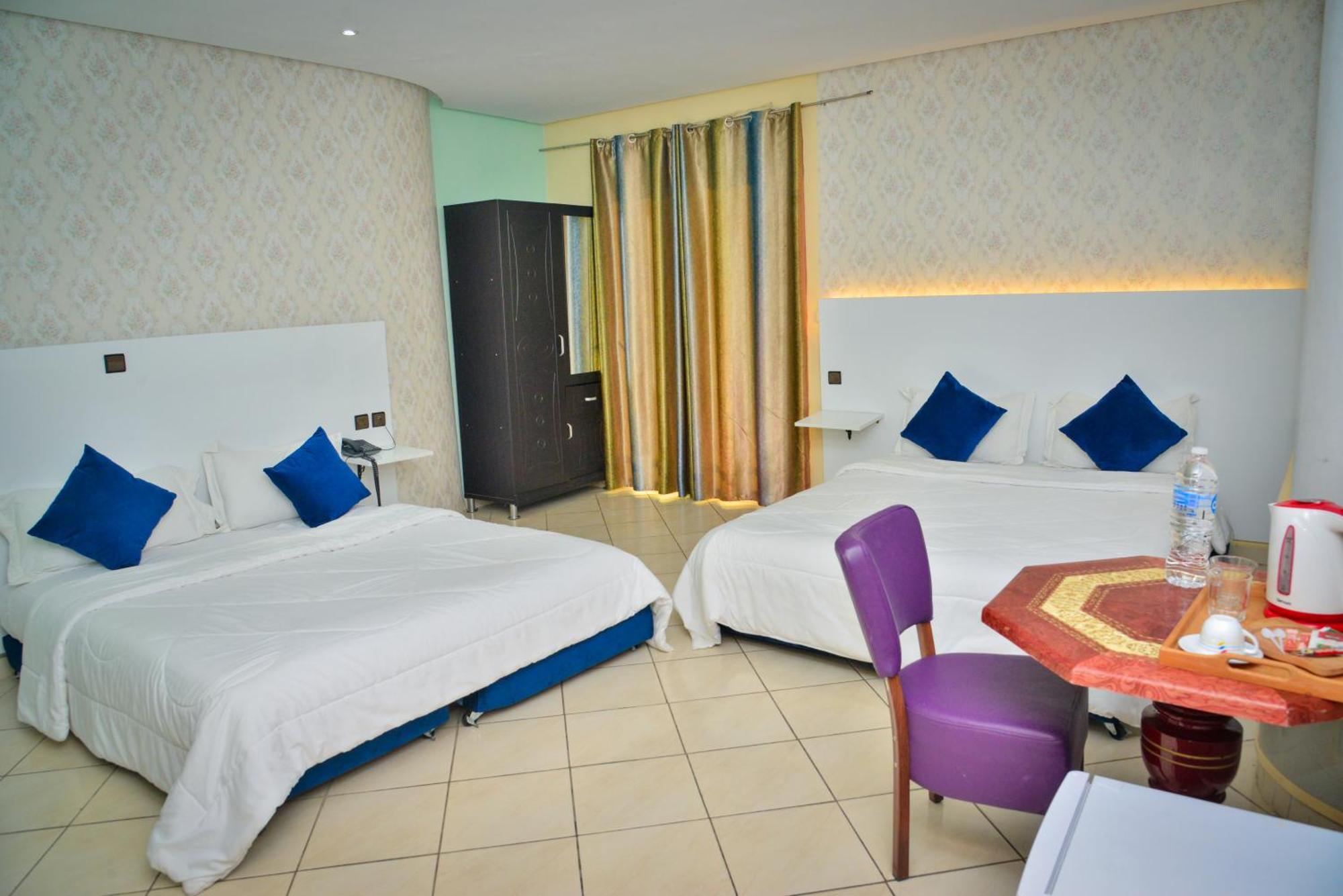 Free Zone Hotel Gzennaïa Екстериор снимка