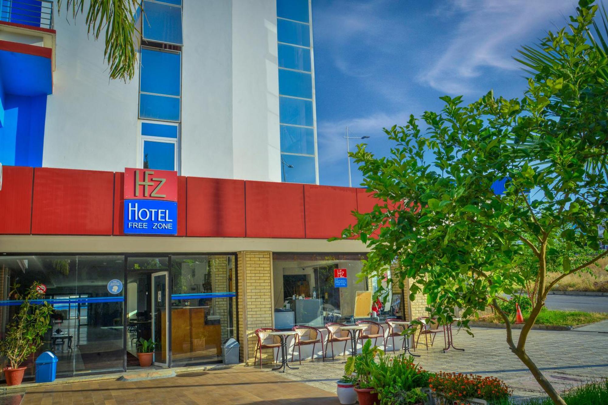 Free Zone Hotel Gzennaïa Екстериор снимка