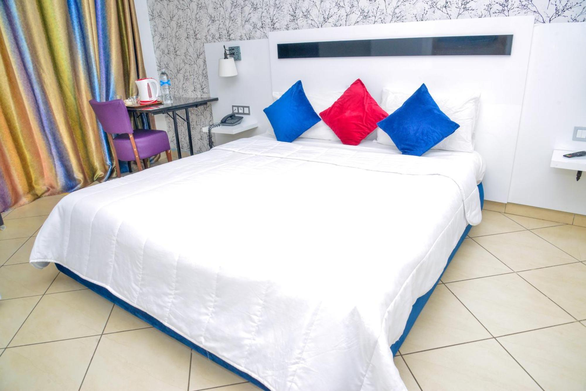 Free Zone Hotel Gzennaïa Екстериор снимка