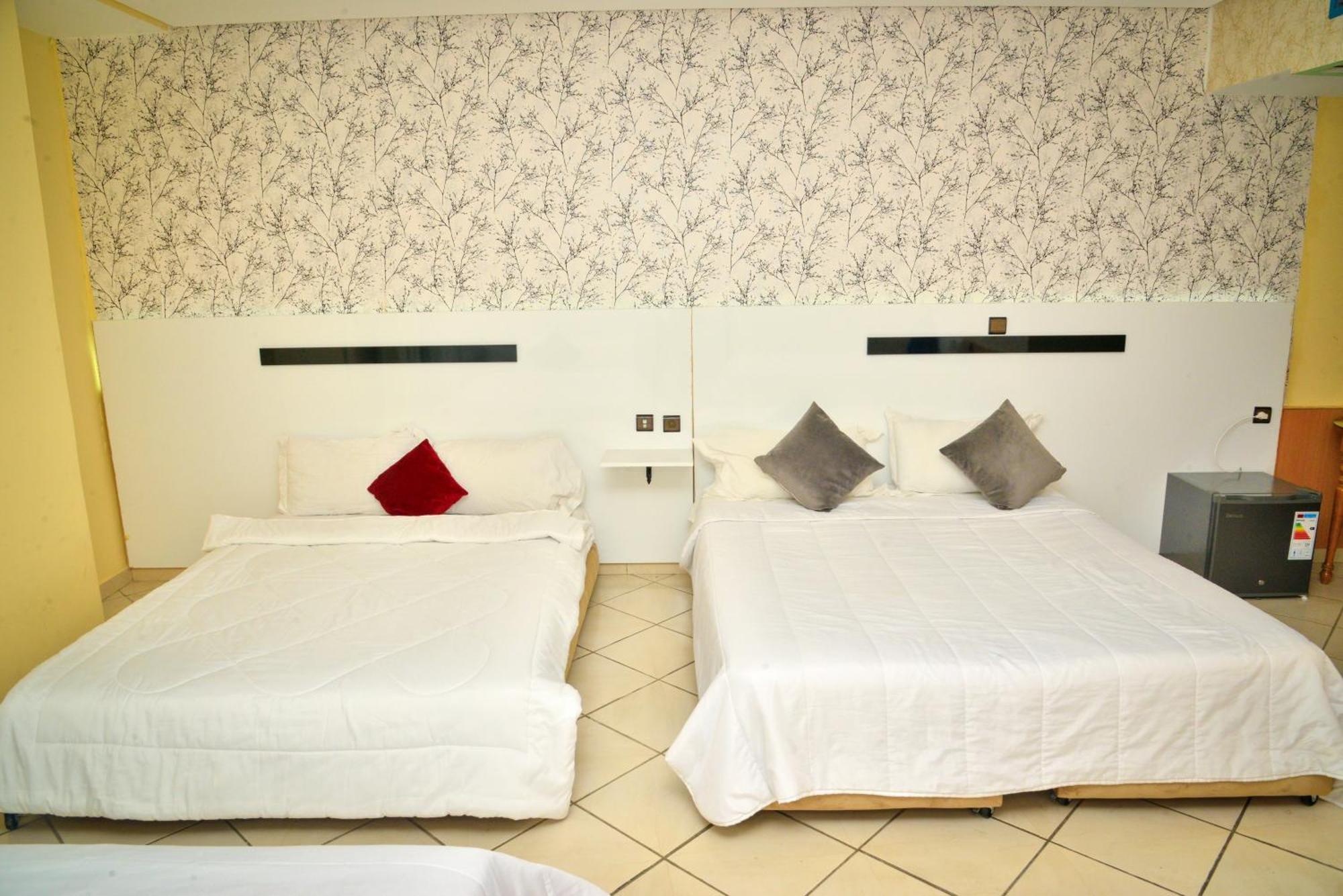 Free Zone Hotel Gzennaïa Екстериор снимка