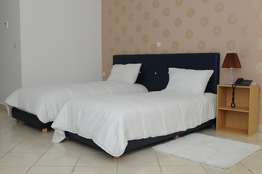 Free Zone Hotel Gzennaïa Стая снимка