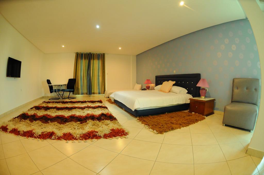 Free Zone Hotel Gzennaïa Стая снимка