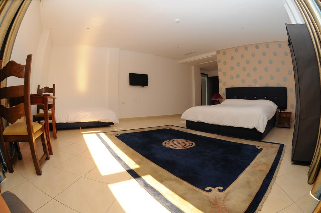 Free Zone Hotel Gzennaïa Стая снимка